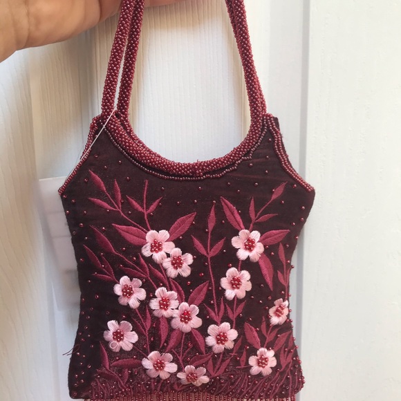 New Evening Bag - Picture 11 of 12